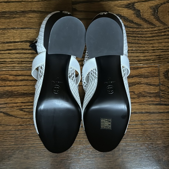 New Chanel 2023 White Mesh Preowned Slip On Bow Ankle Boots Size 41 - Picture 14 of 15